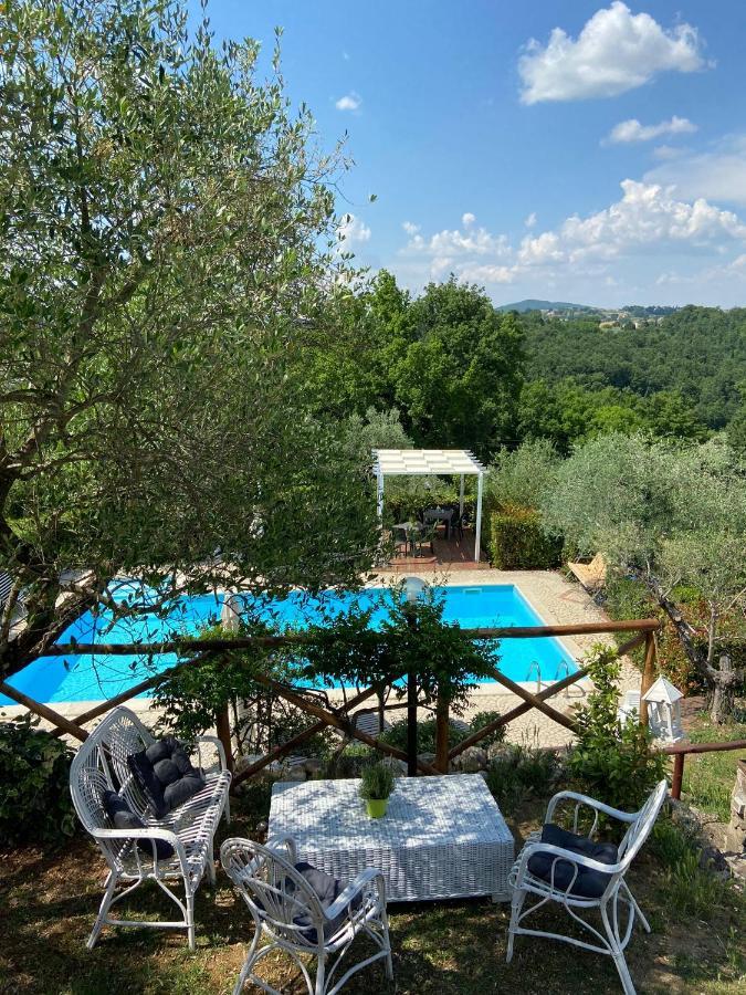 Il Poggio Degli Ulivi Apartment Collicello ภายนอก รูปภาพ