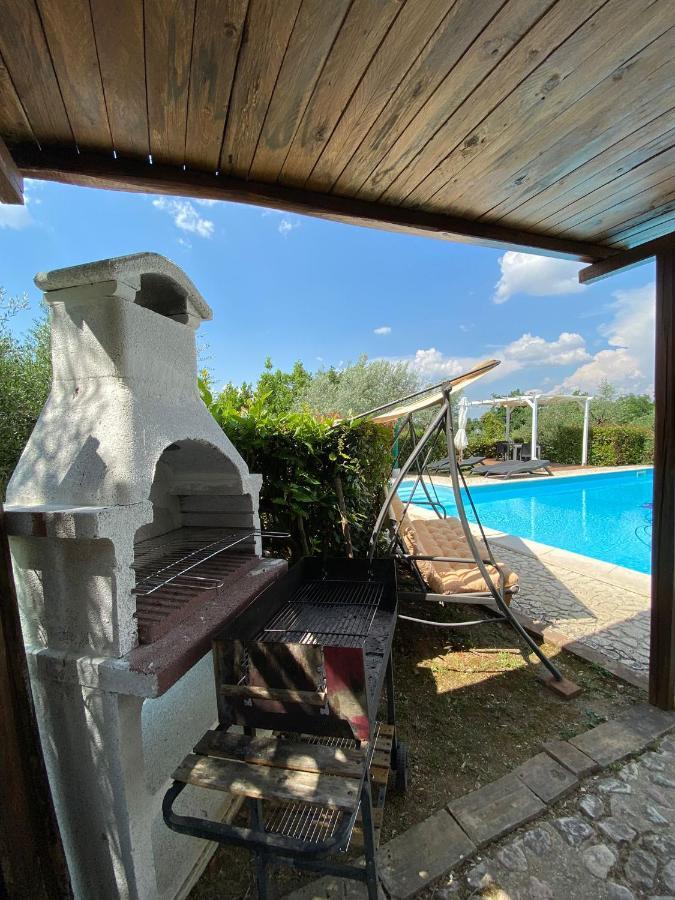 Il Poggio Degli Ulivi Apartment Collicello ภายนอก รูปภาพ