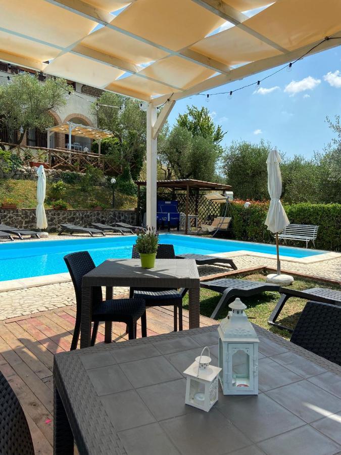 Il Poggio Degli Ulivi Apartment Collicello ภายนอก รูปภาพ