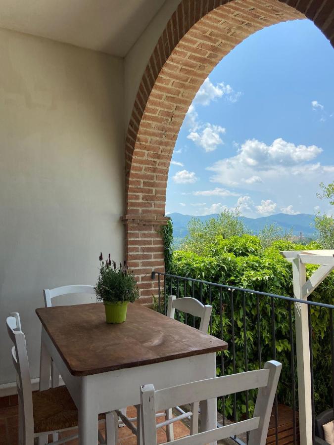 Il Poggio Degli Ulivi Apartment Collicello ภายนอก รูปภาพ